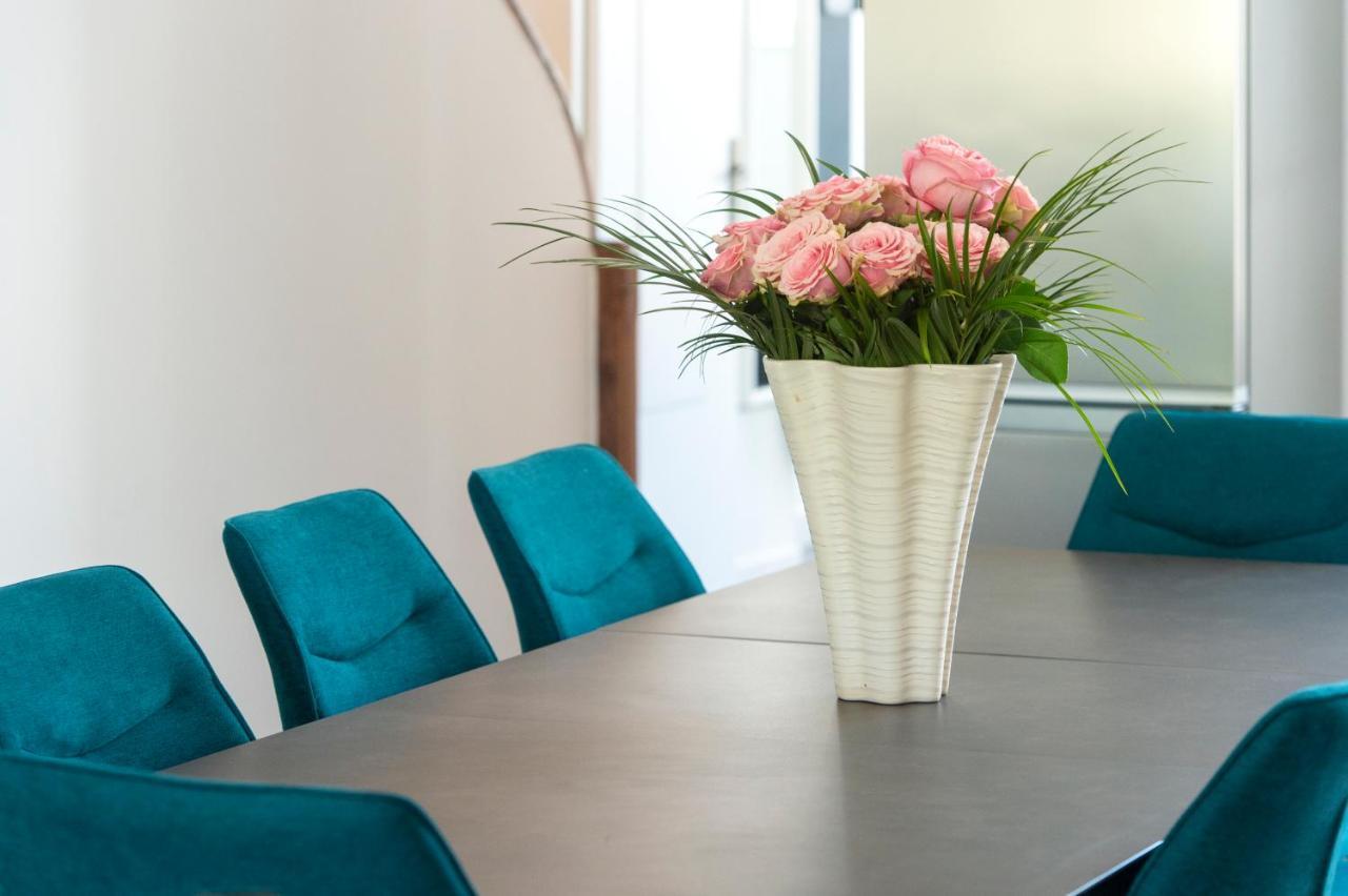 Suites Mana - Le Manaloft, Chic Et Moderne Avec Salle Privee De Fitness En Plein Centre-Ville De Rethel Εξωτερικό φωτογραφία