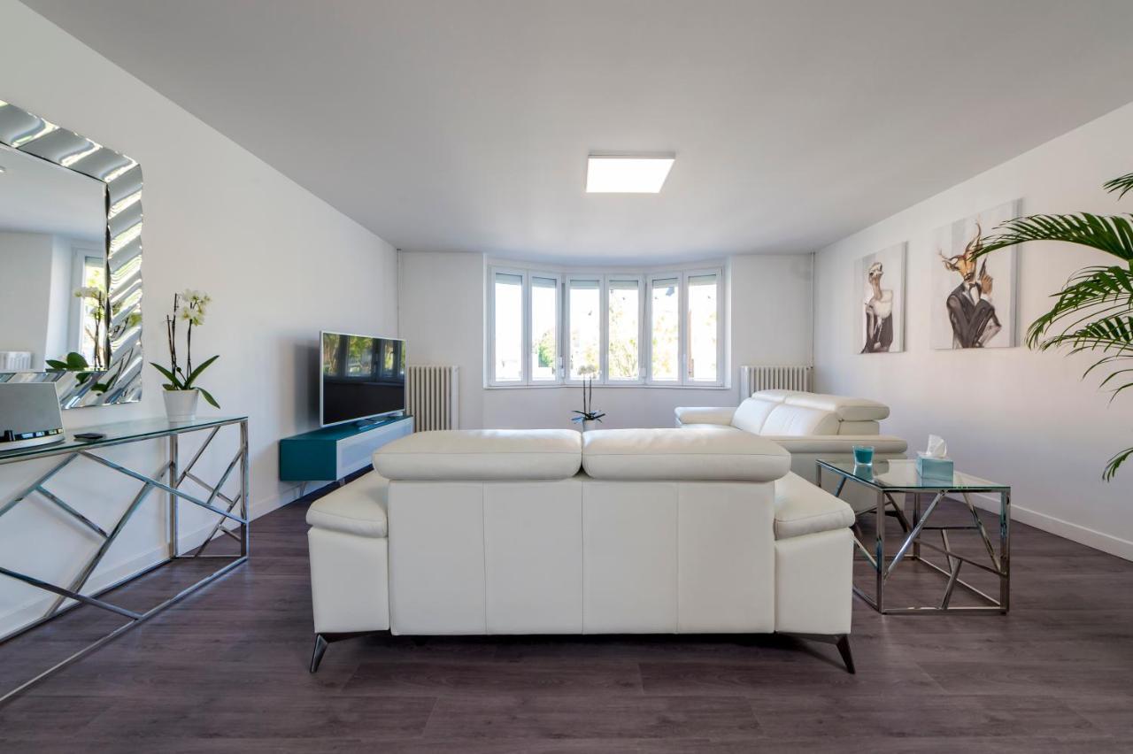 Suites Mana - Le Manaloft, Chic Et Moderne Avec Salle Privee De Fitness En Plein Centre-Ville De Rethel Εξωτερικό φωτογραφία