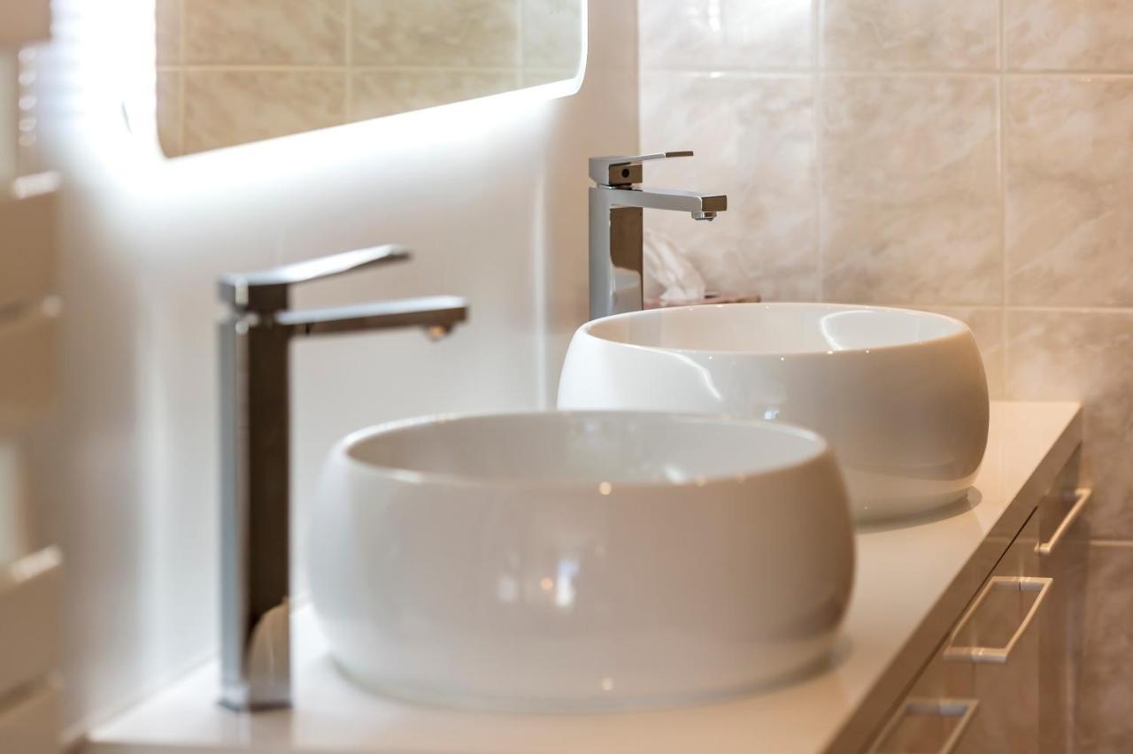 Suites Mana - Le Manaloft, Chic Et Moderne Avec Salle Privee De Fitness En Plein Centre-Ville De Rethel Εξωτερικό φωτογραφία