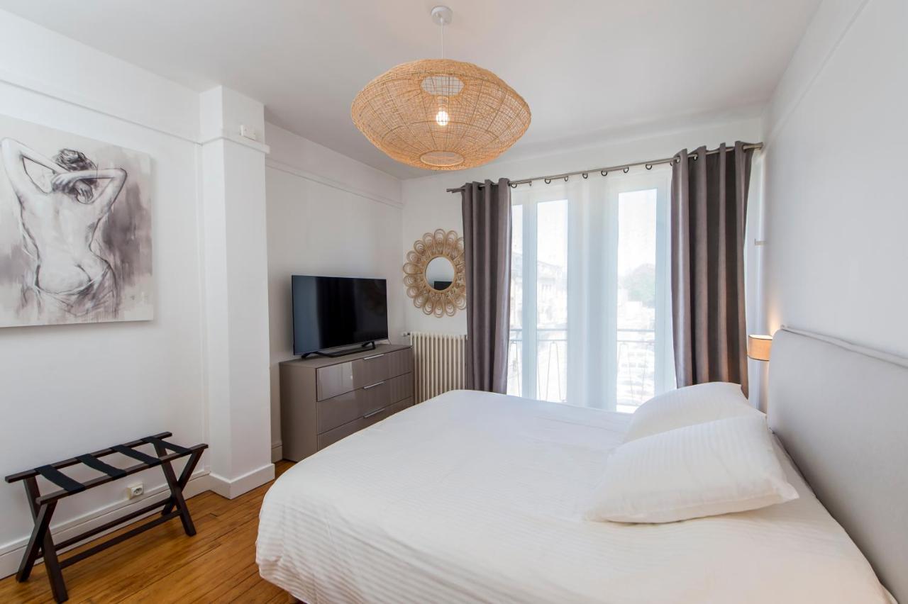 Suites Mana - Le Manaloft, Chic Et Moderne Avec Salle Privee De Fitness En Plein Centre-Ville De Rethel Εξωτερικό φωτογραφία